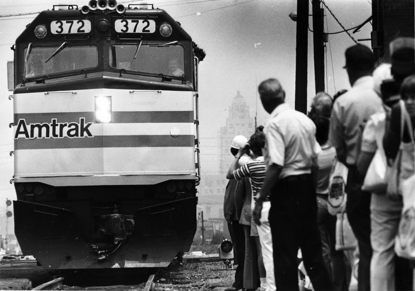 Amtrack passenger-12 1981.jpg